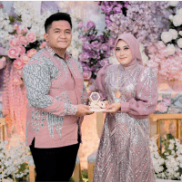 Nabila & Yoga