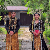 Heris & Dinda
