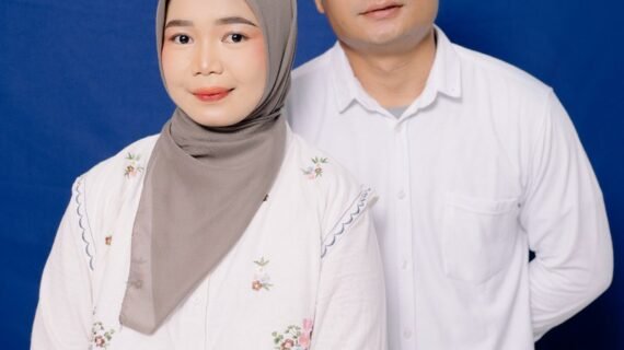Ajeng & Sando