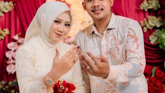 Dewi & Rifki